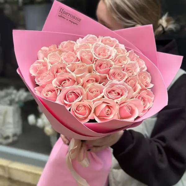 Букет из роз "Розовый кварц"